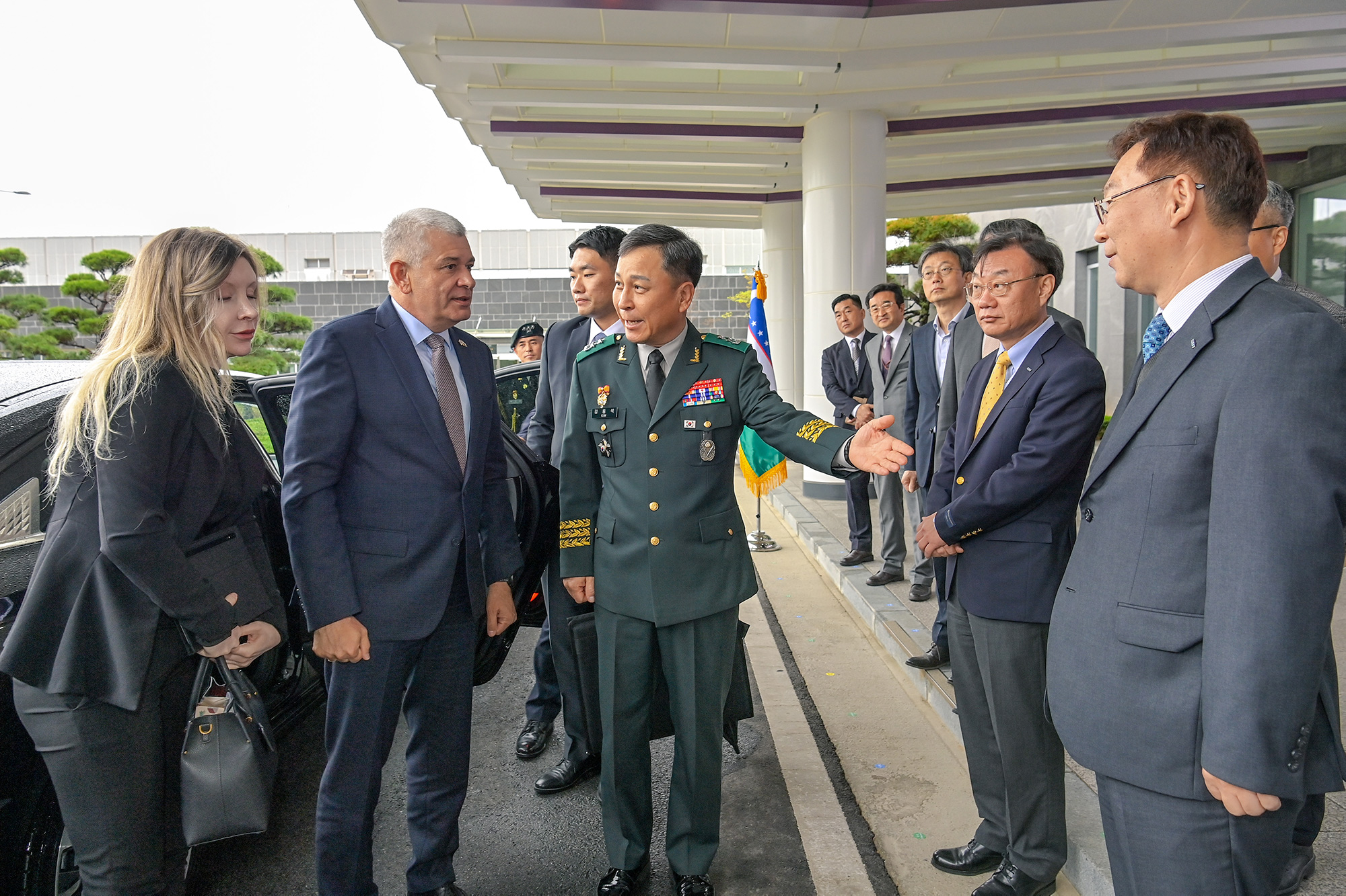 230405(수)_우즈백 국...